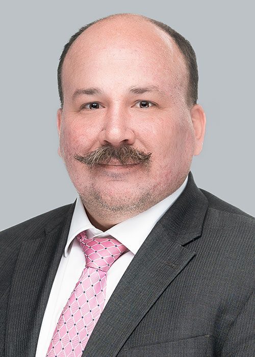 Andrew Neville headshot