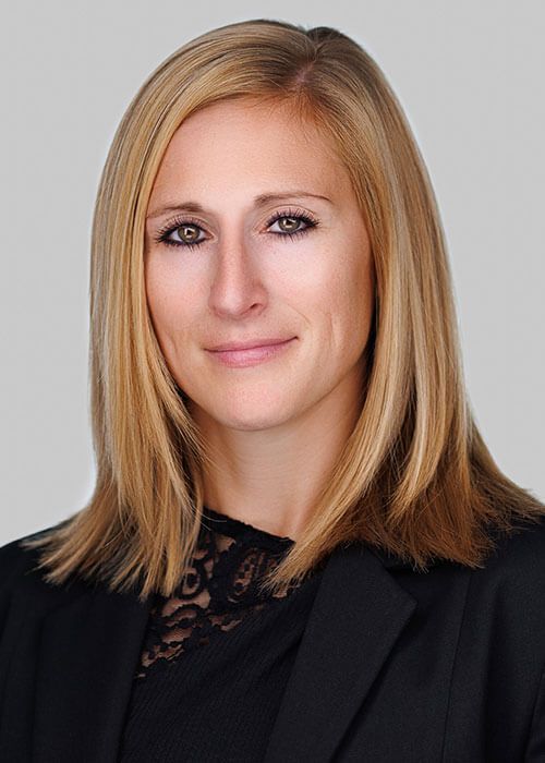 Danielle Johnson headshot